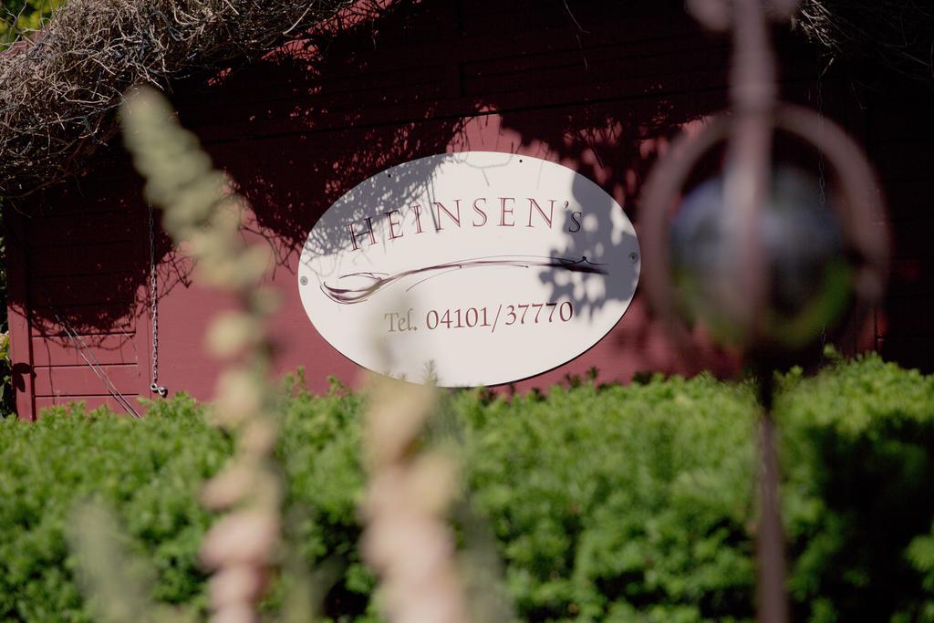 Heinsens Ellerbek Bed and Breakfast Exteriör bild